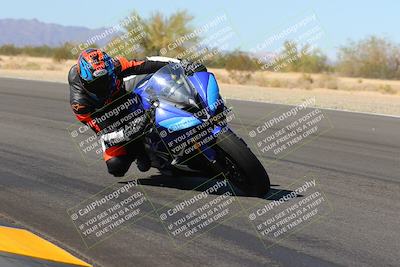 media/Oct-08-2022-SoCal Trackdays (Sat) [[1fc3beec89]]/Turn 7 Inside (145pm)/